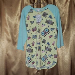 Retro boombox & roller skates Lularoe Randy